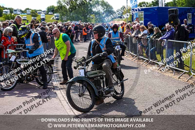Vintage motorcycle club;eventdigitalimages;no limits trackdays;peter wileman photography;vintage motocycles;vmcc banbury run photographs